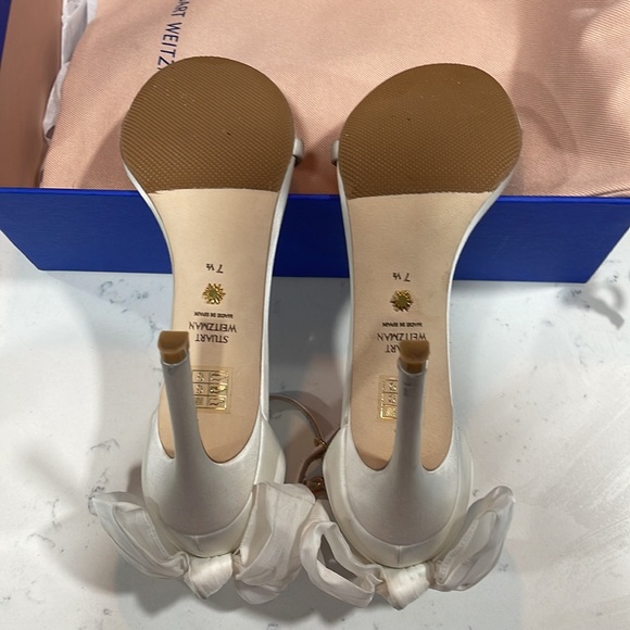 STUART WEITZMAN - Picture 6 of 11